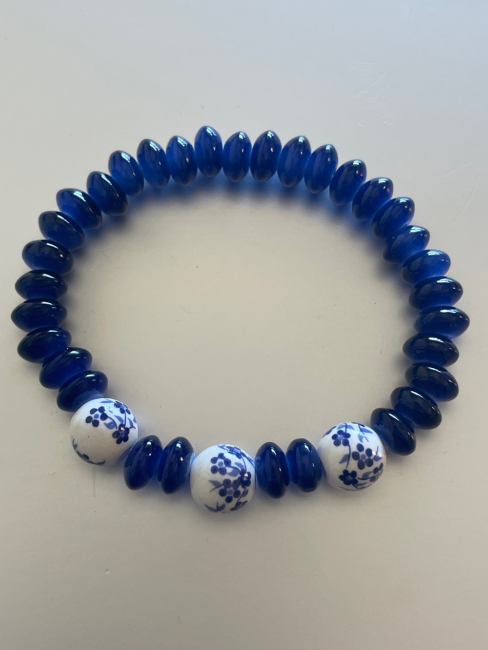 Blue Floral Bead Stretch Glass and Acrylic Bracelet - Women's Jewelry